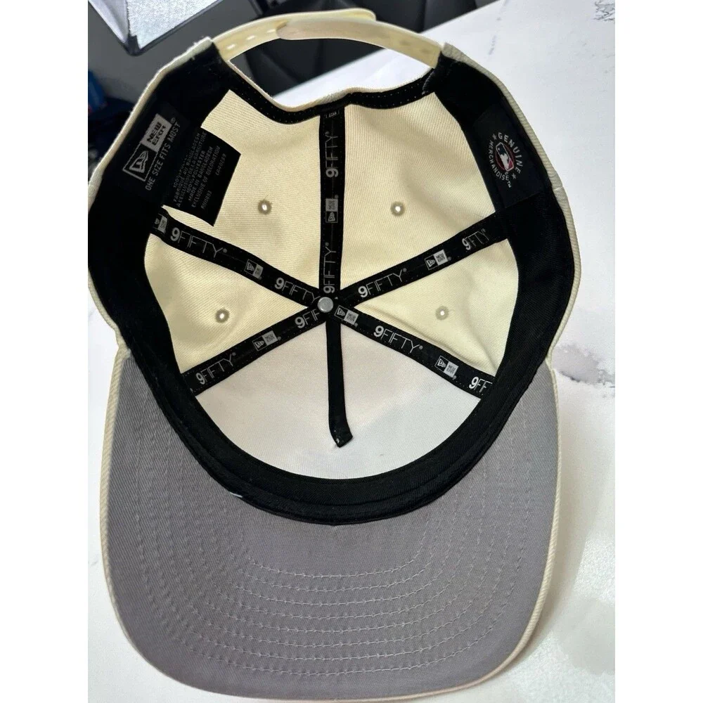 New Era Los Angeles Dodgers 9Fifty Snapback Hat Upside Down LA Beige